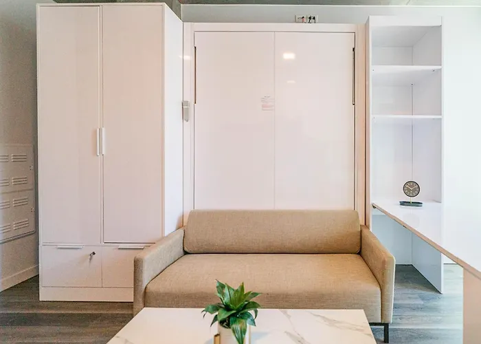 Apartment Panoramic Studio-1br-3br, Pool, Gym, Parking, Patio, Bbq