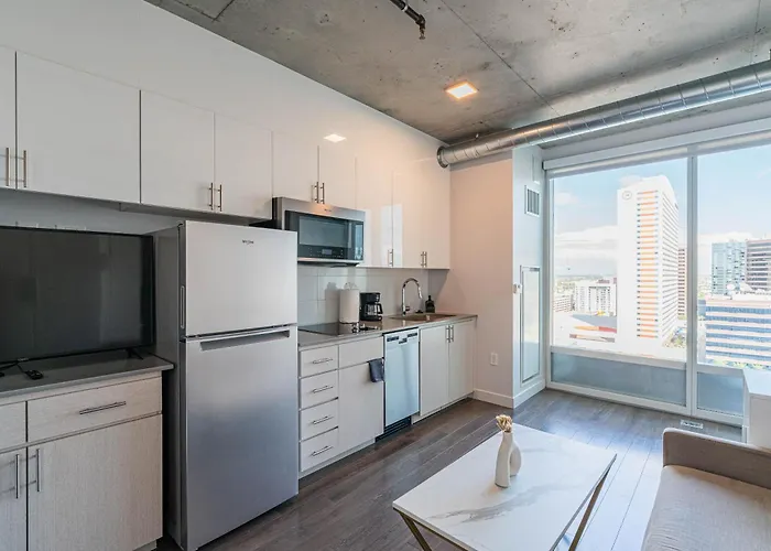Apartment Panoramic Studio-1br-3br, Pool, Gym, Parking, Patio, Bbq