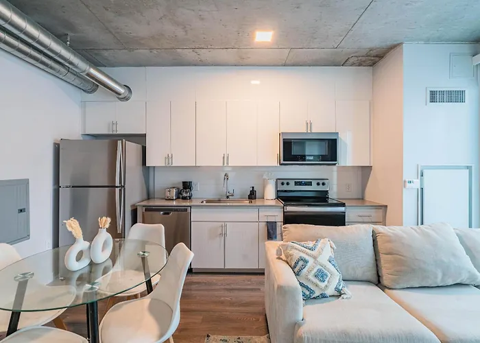 Apartment Panoramic Studio-1br-3br, Pool, Gym, Parking, Patio, Bbq
