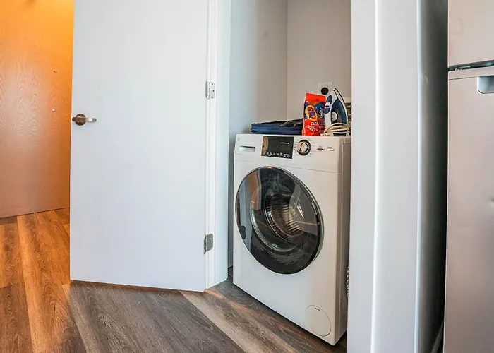 Panoramic Studio-1br-3br, Pool, Gym, Parking, Patio, Bbq Apartment